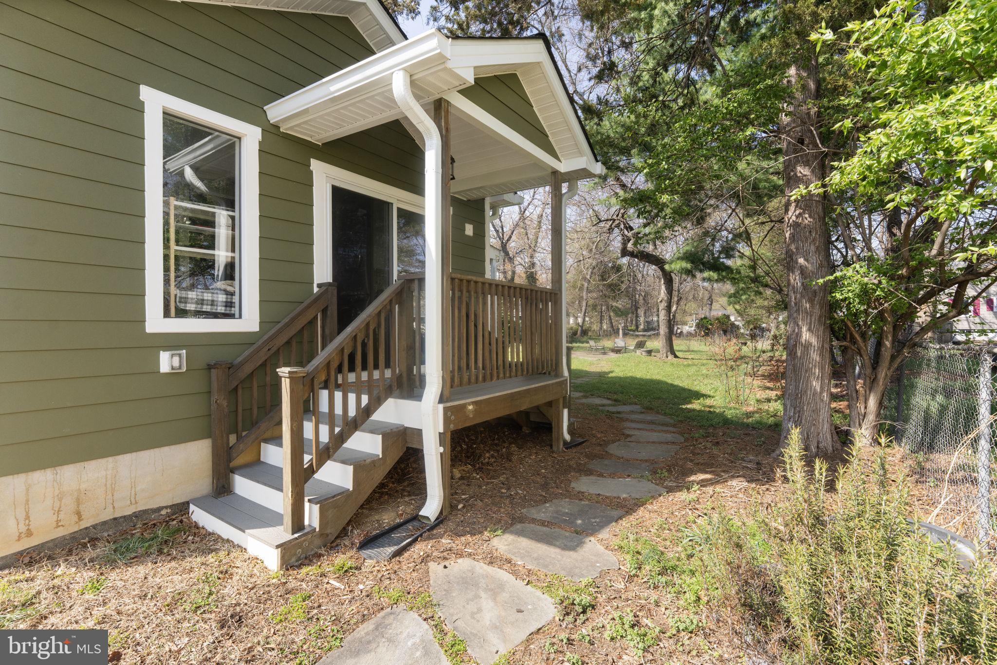 4702 LONGFELLOW STREET