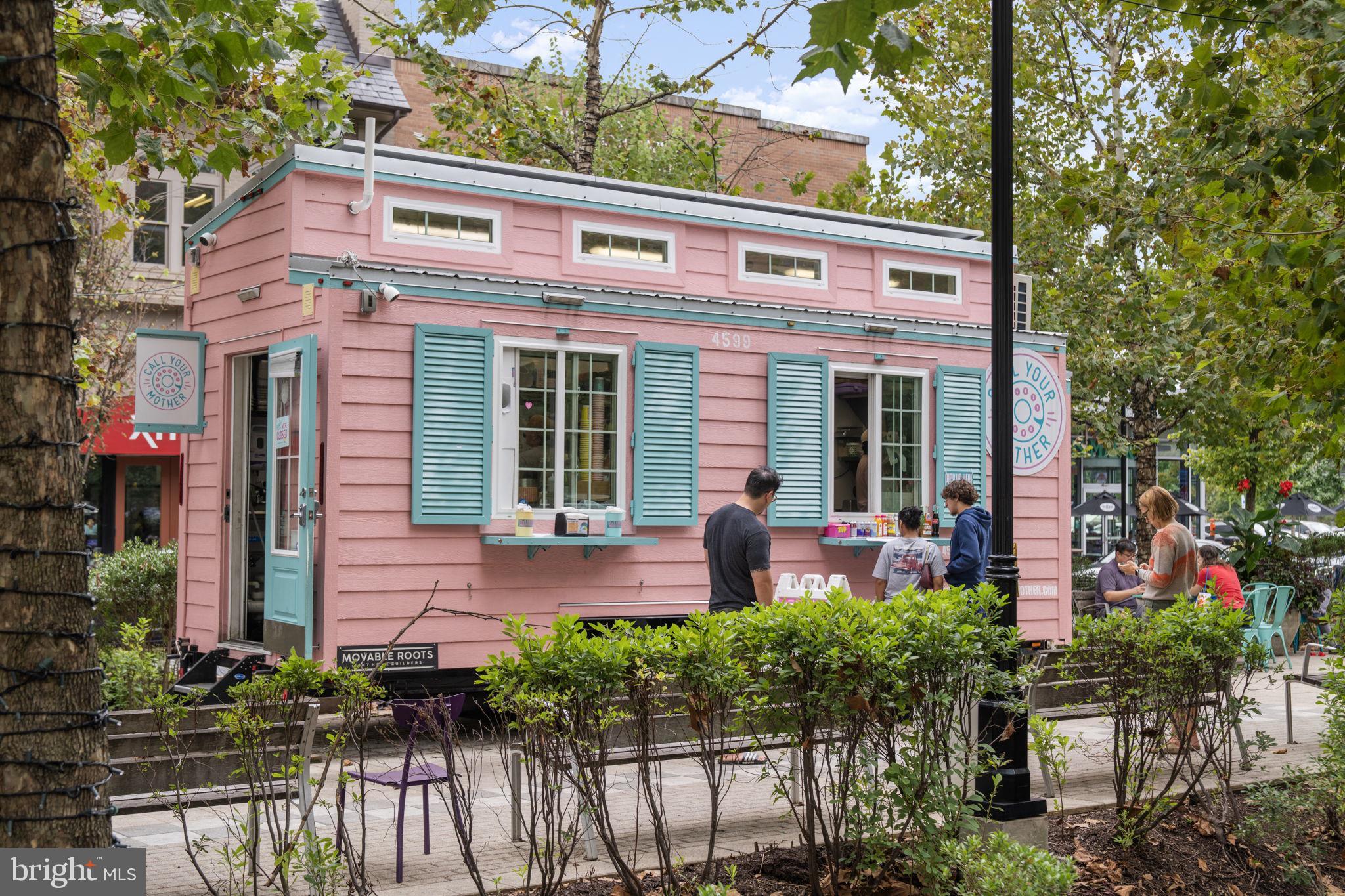 4702 LONGFELLOW STREET