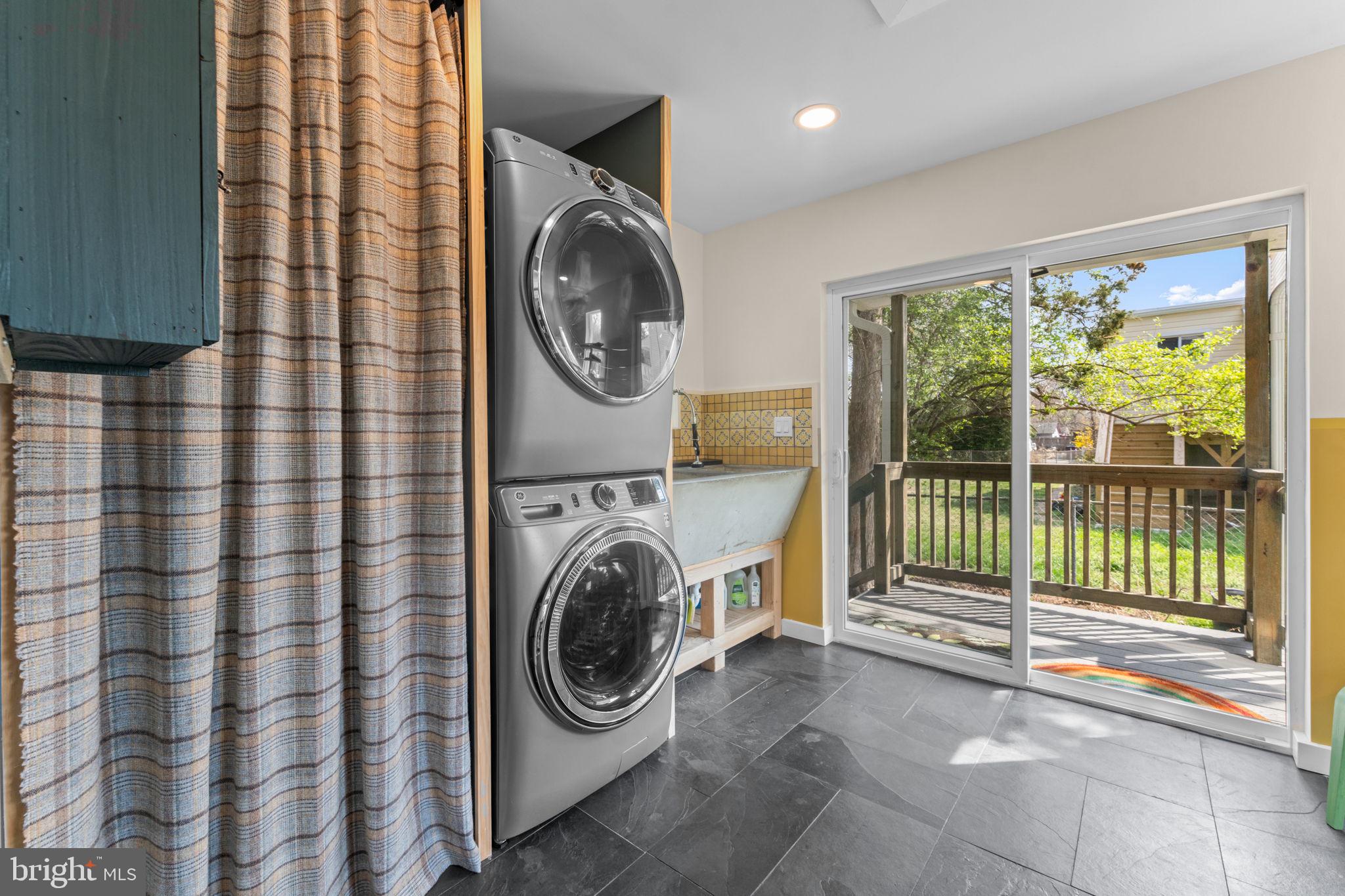 4702 LONGFELLOW STREET