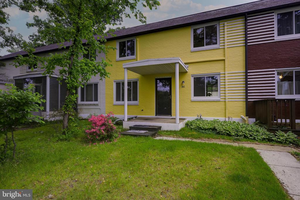 2 GARDENWAY