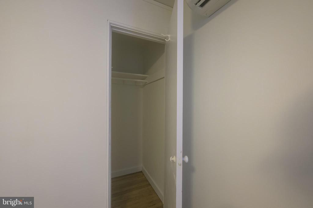2 GARDENWAY