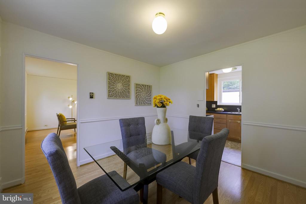 2 GARDENWAY