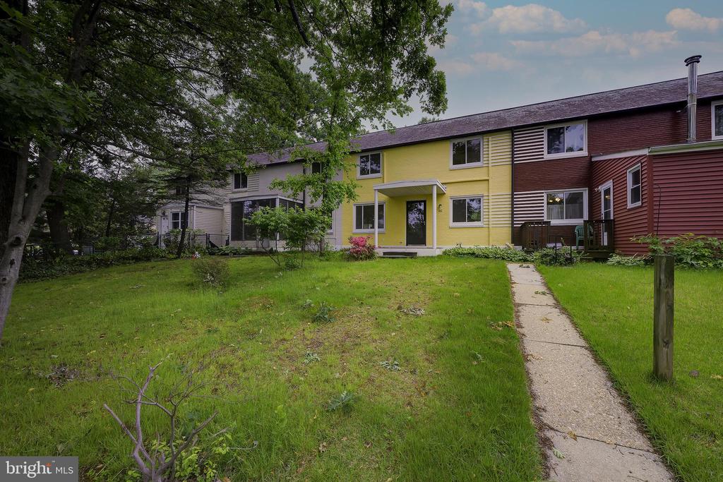 2 GARDENWAY