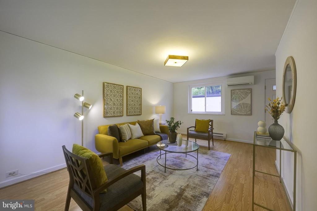 2 GARDENWAY