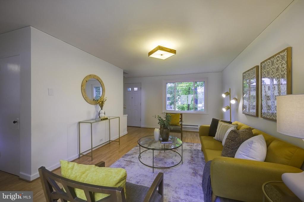 2 GARDENWAY