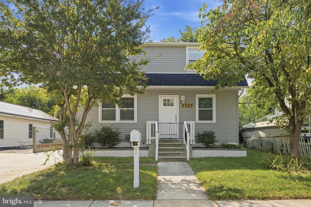 3707 WINDOM ROAD
