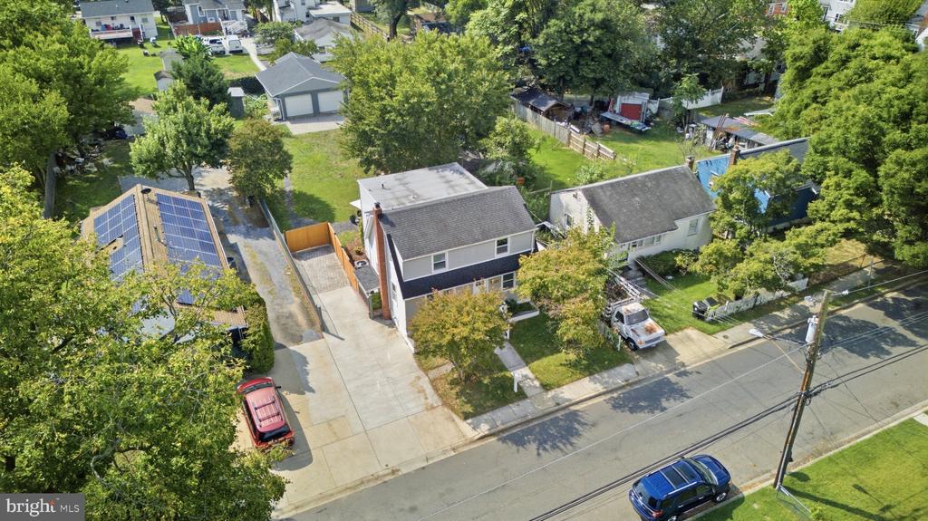 3707 WINDOM ROAD