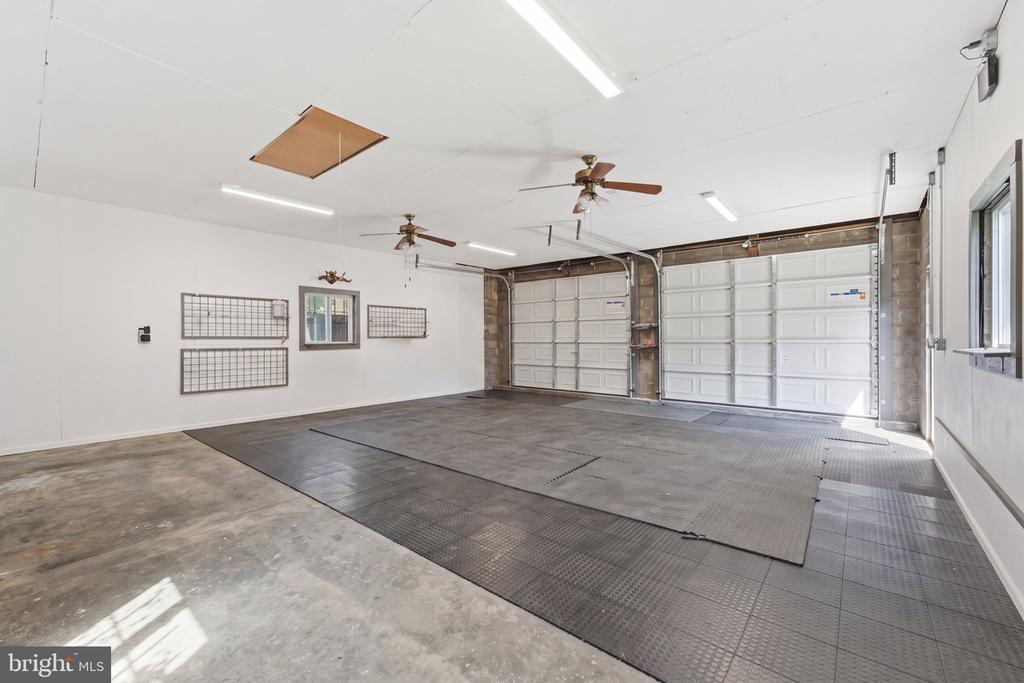 3707 WINDOM ROAD