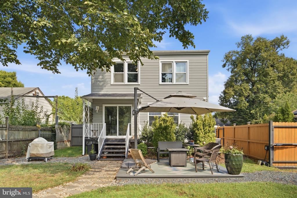 3707 WINDOM ROAD