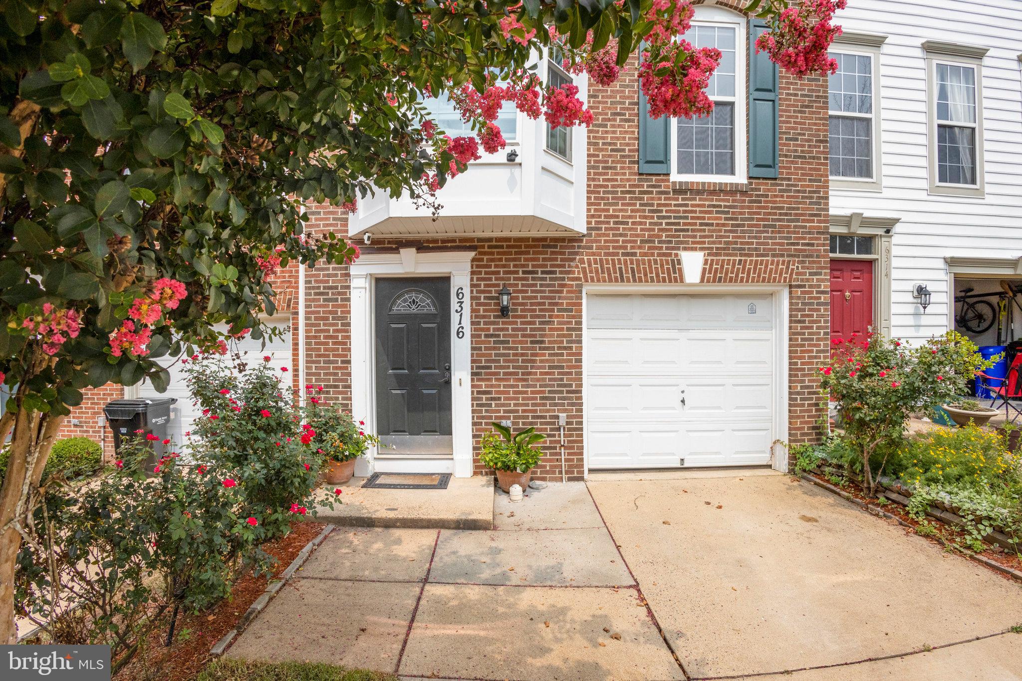 6316 Pine Stand LANE