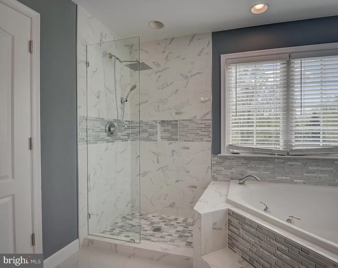 13548 Mist Flower DRIVE