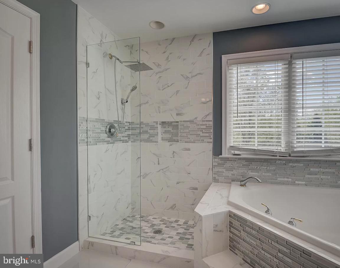 13548 Mist Flower DRIVE