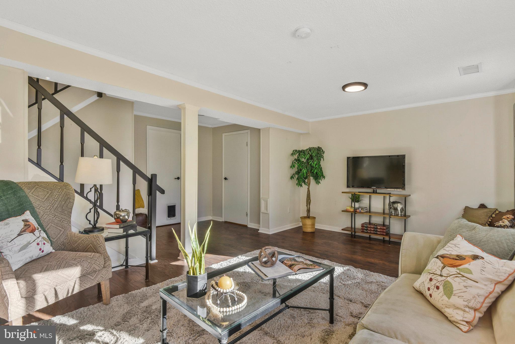 8159 Crystal Creek COURT