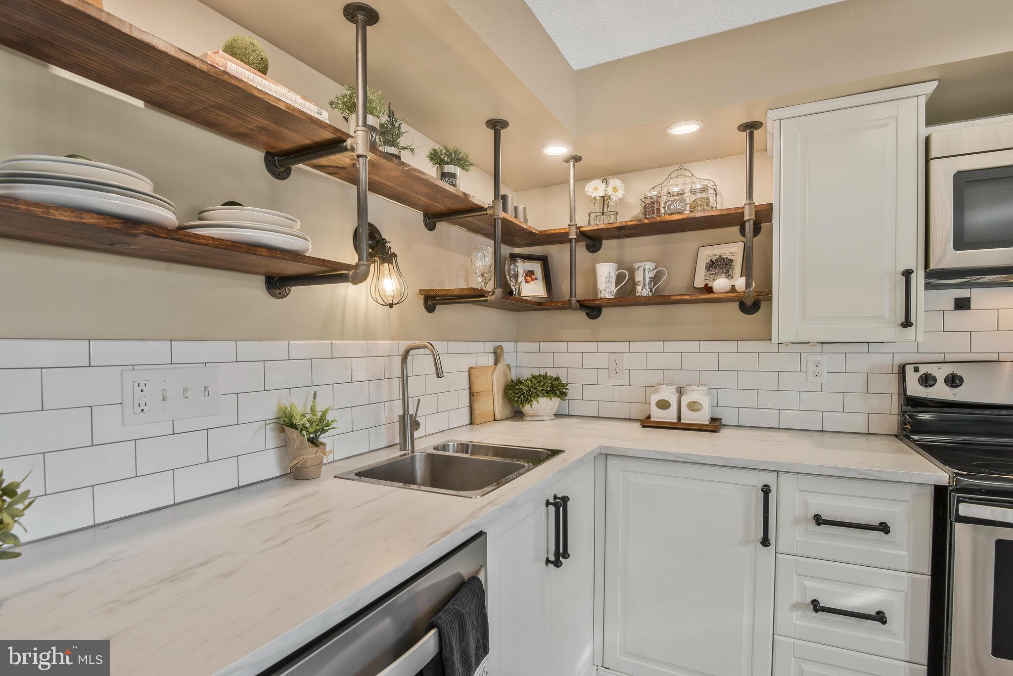 8159 Crystal Creek COURT