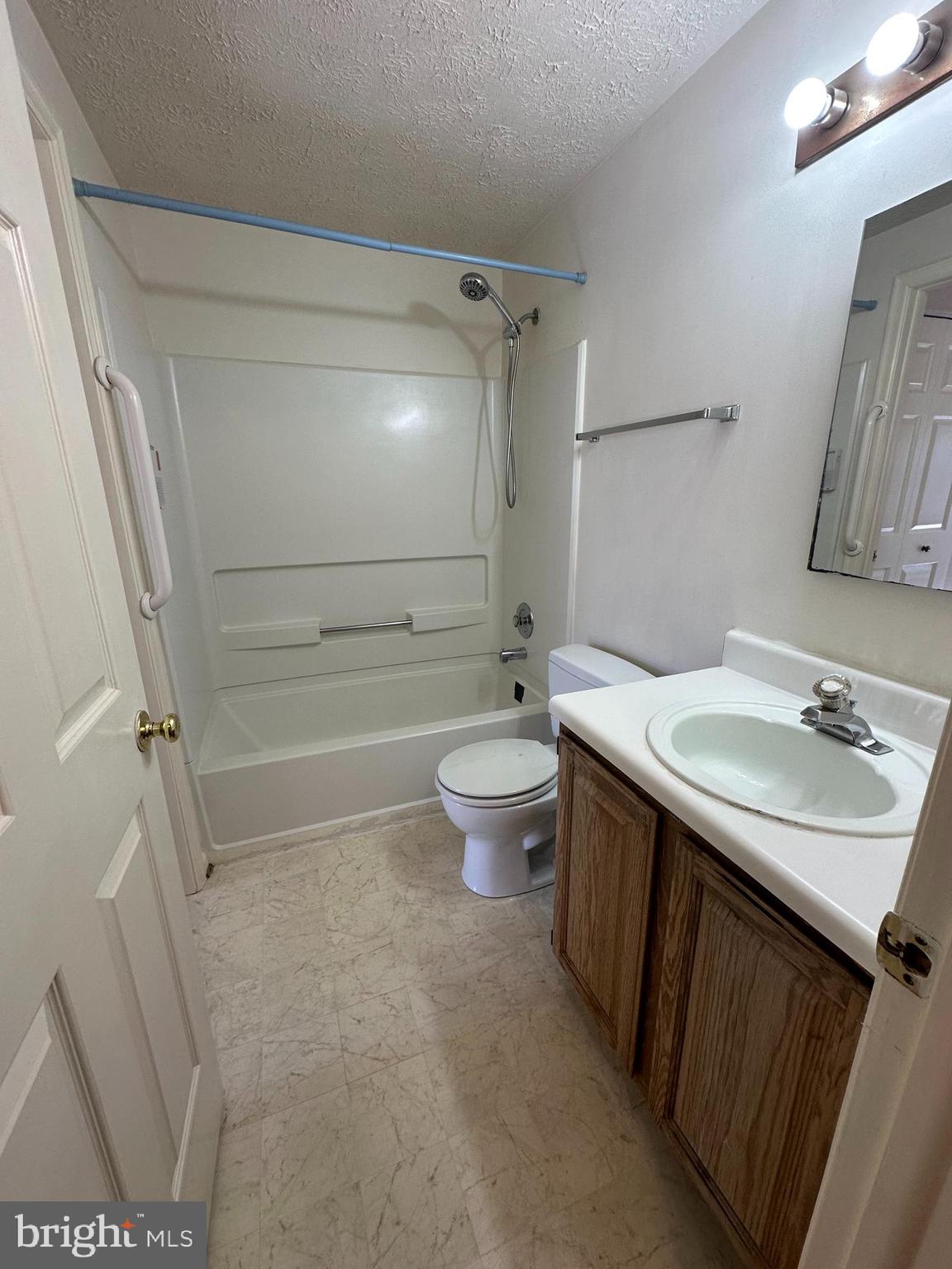 8530 Golden Ridge Court