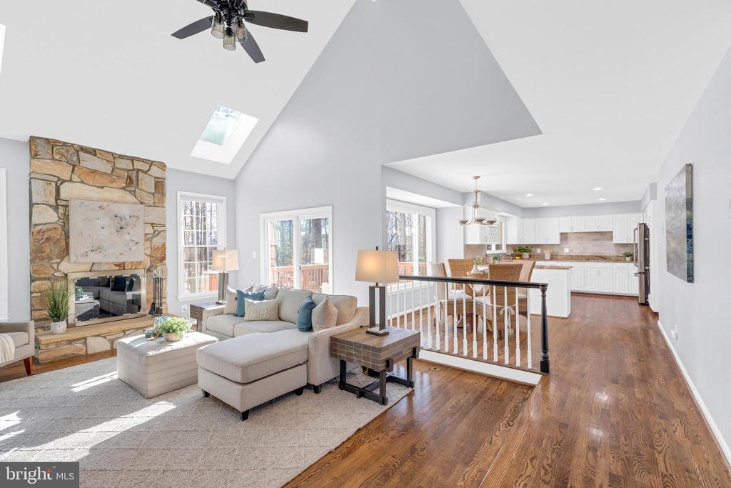 8661 CHASE GLEN CIRCLE