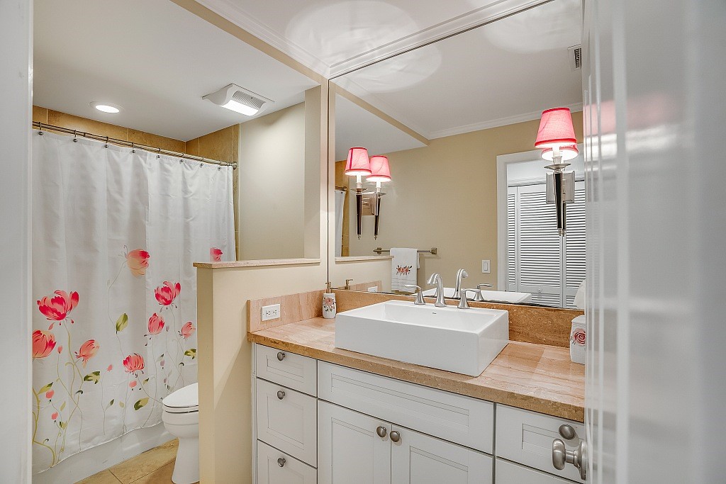 5000 Highway A1a 537