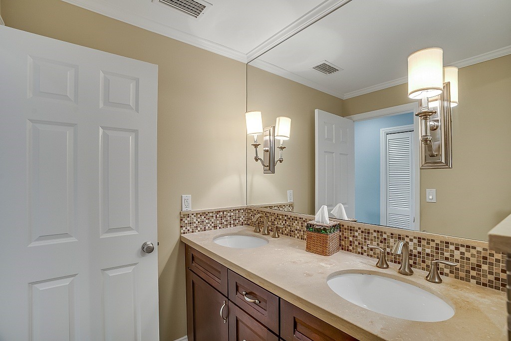 5000 Highway A1a 537