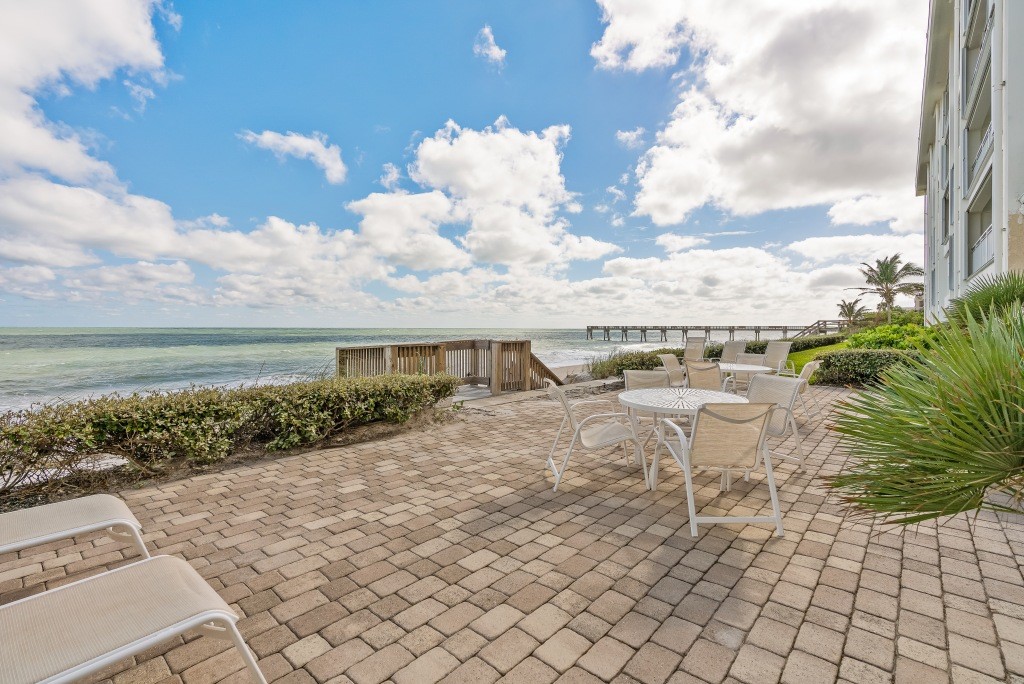 5000 Highway A1a 537