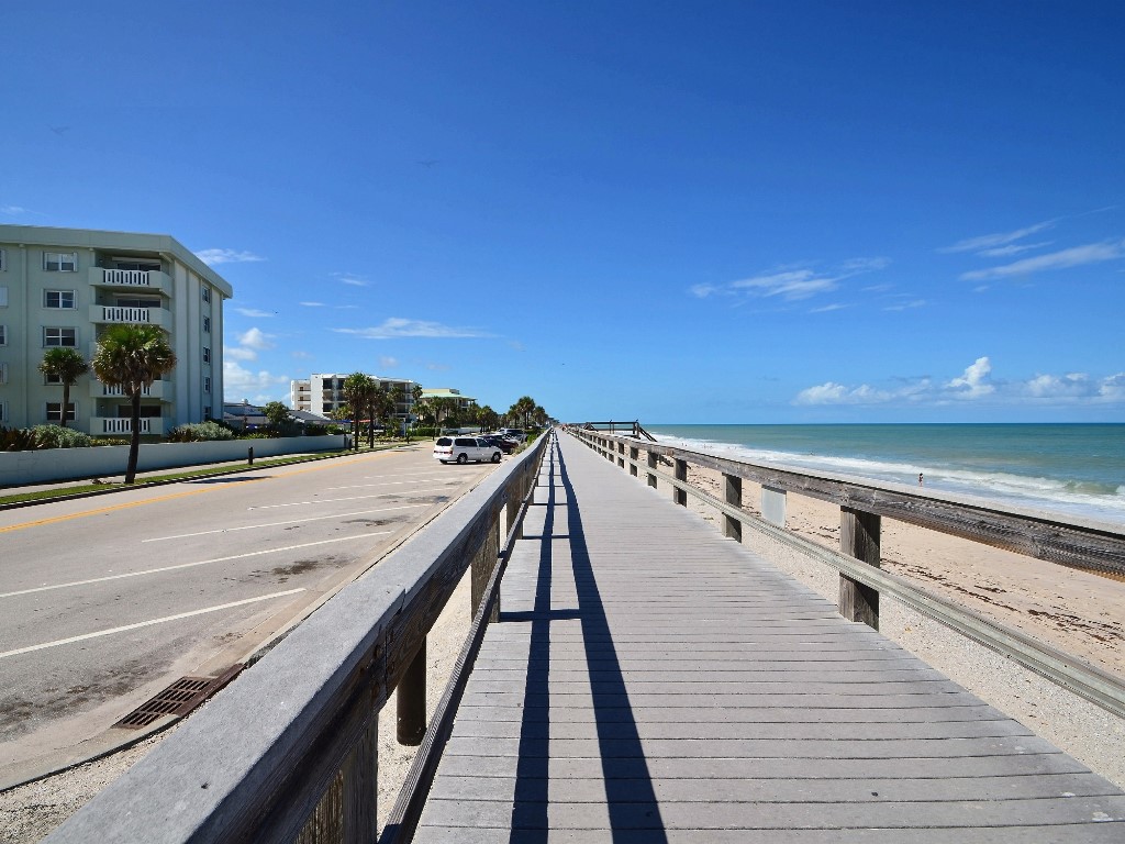 524 Bay Drive