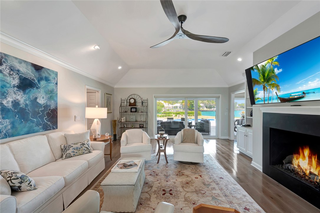 518 River Drive