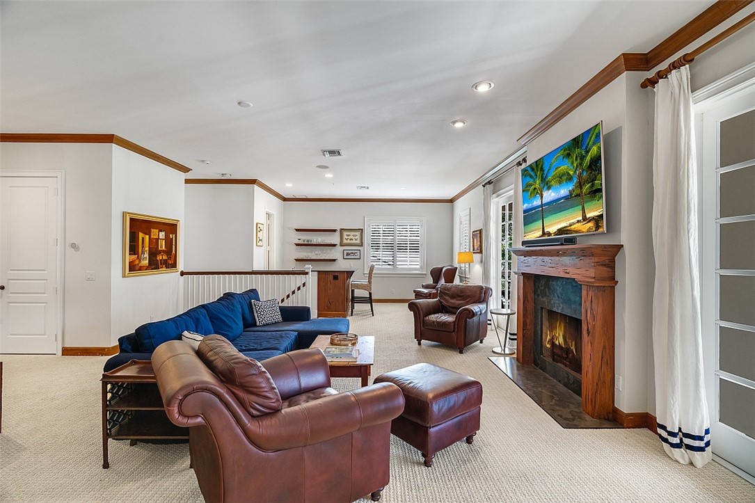661 N Tomahawk Trail