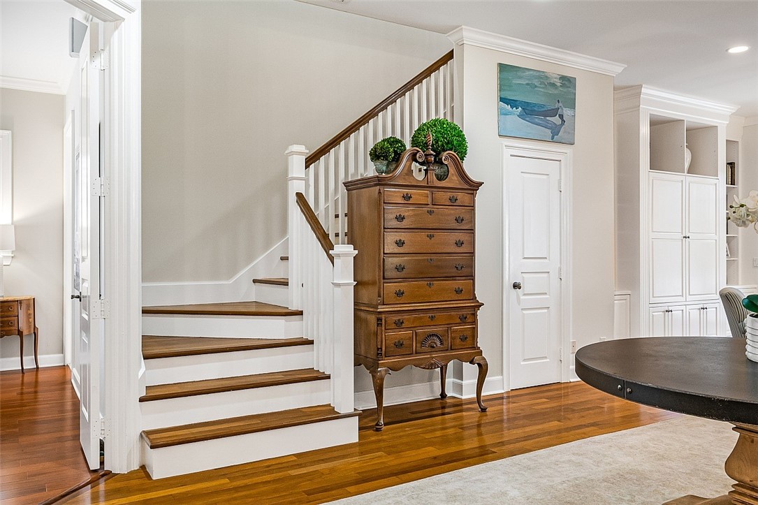 661 N Tomahawk Trail