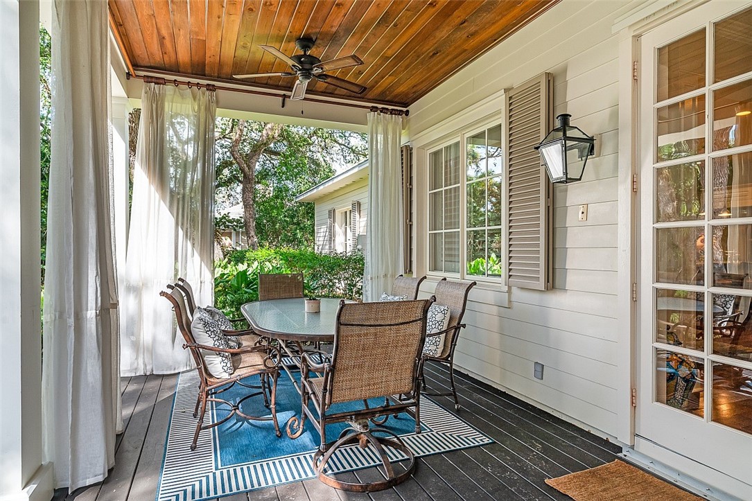 661 N Tomahawk Trail