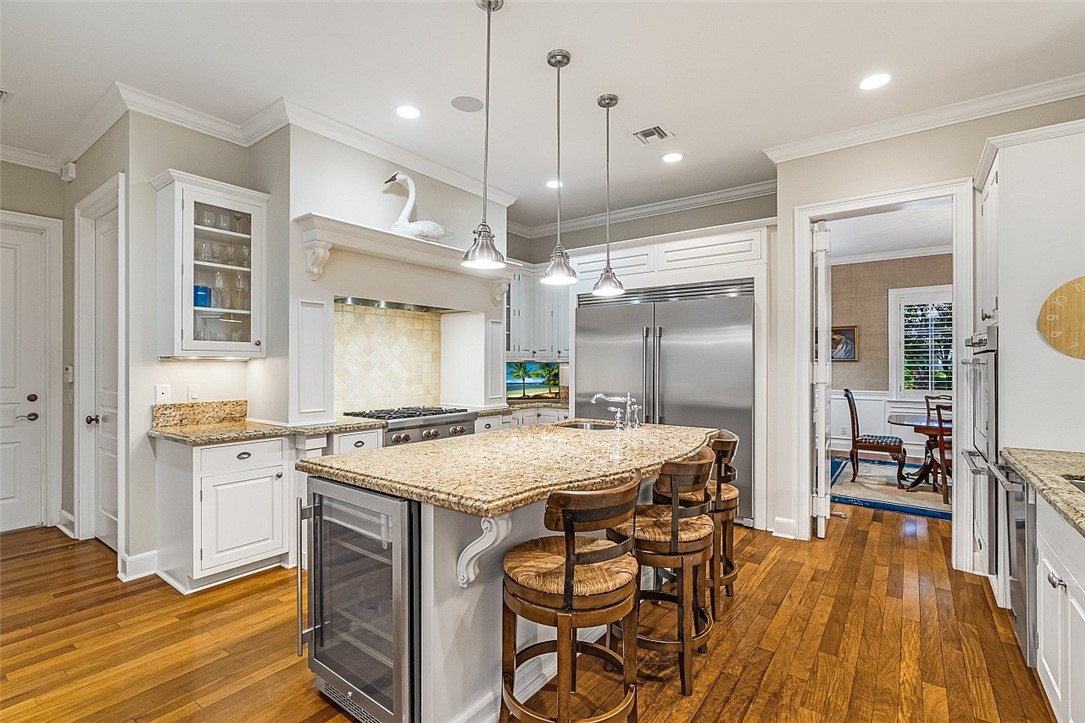 661 N Tomahawk Trail