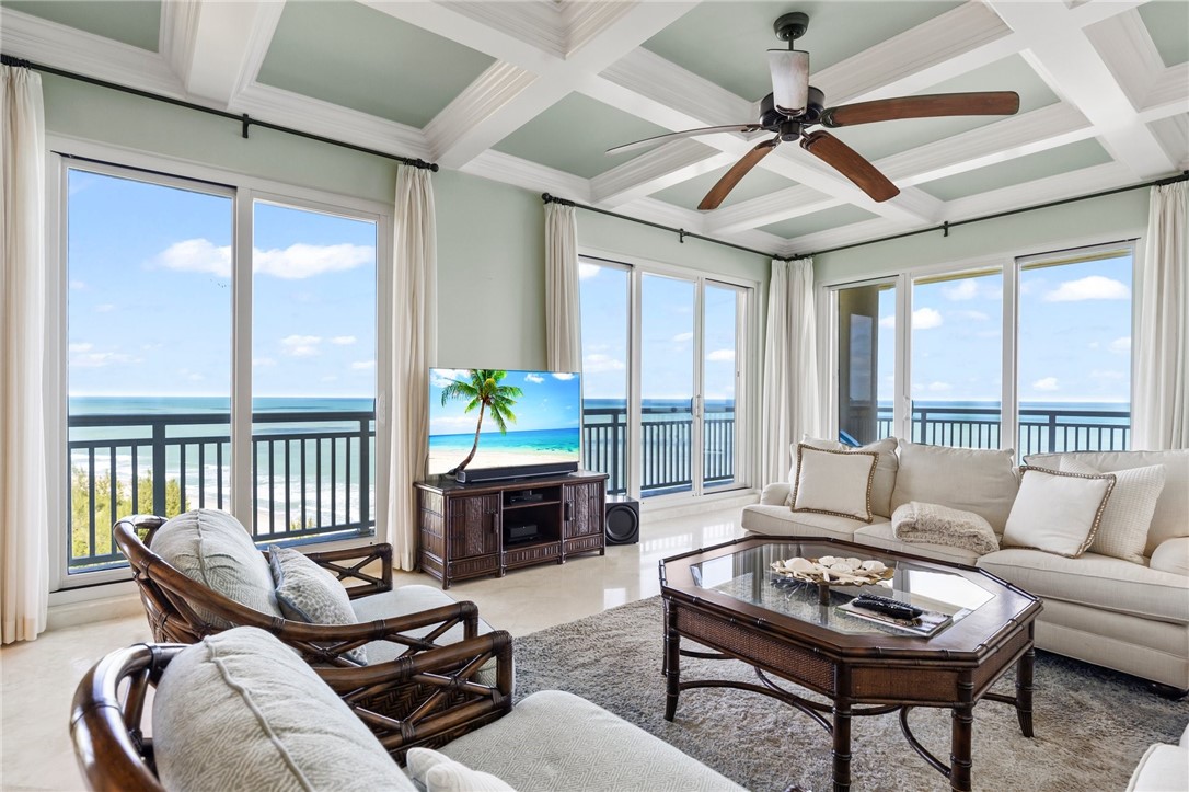 3702 N Highway A1a PH1