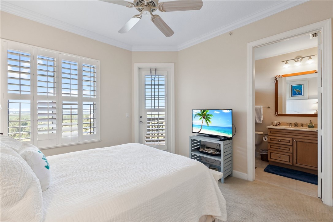 3702 N Highway A1a PH1