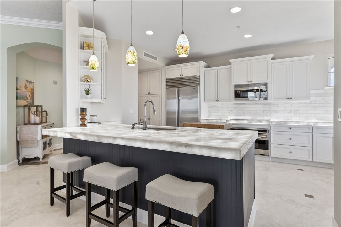 3702 N Highway A1a PH1