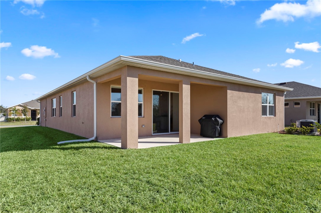 2200 Crowned Eagle Circle SW