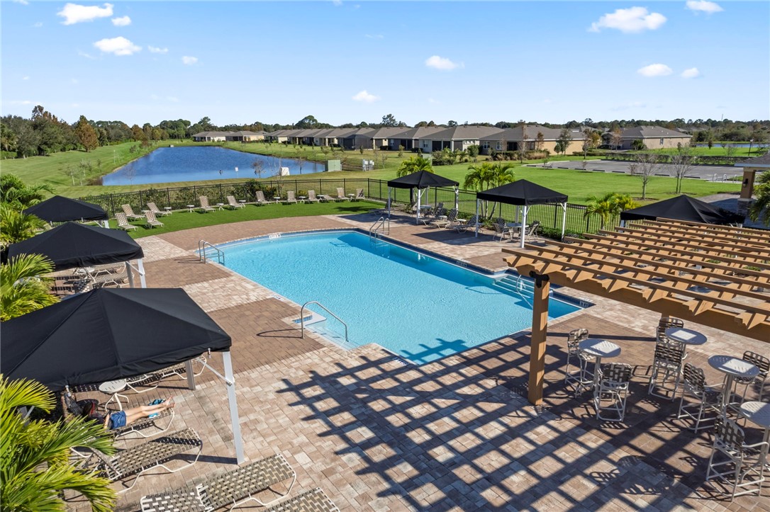 2200 Crowned Eagle Circle SW