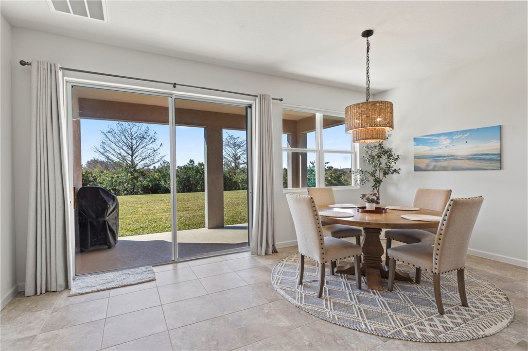 2200 Crowned Eagle Circle SW