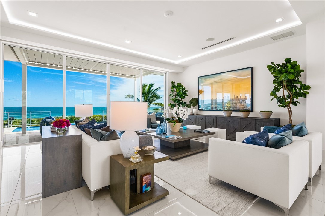 4410 N Highway A1a
