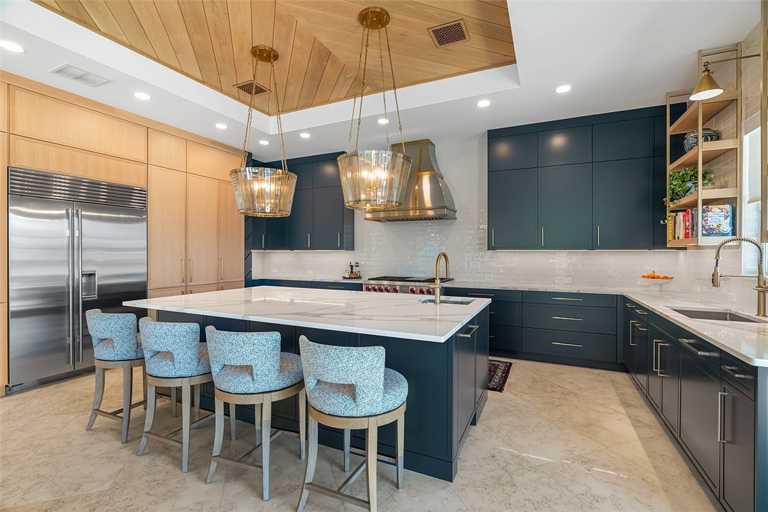 815 Starboard Drive