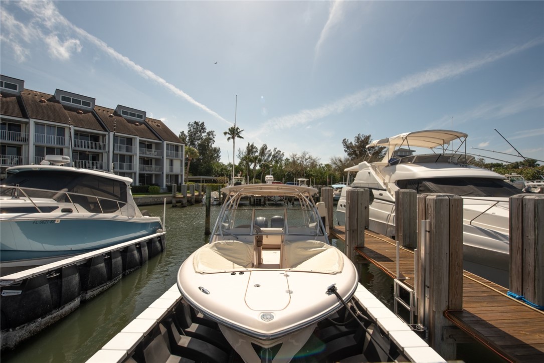 2130 Spyglass Lane 32