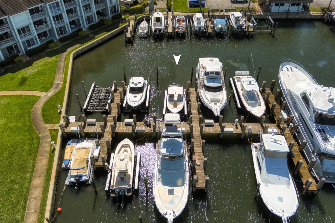 2130 Spyglass Lane 32