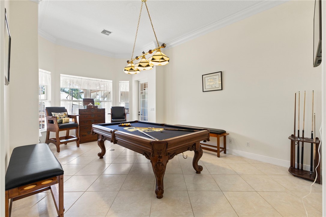 4604 Sunset Drive