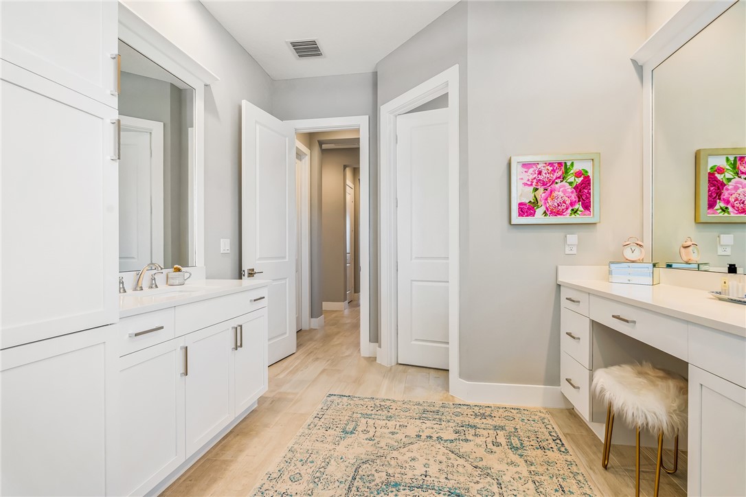 9266 orchid Cove Circle