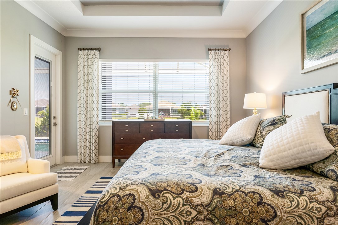 9266 orchid Cove Circle