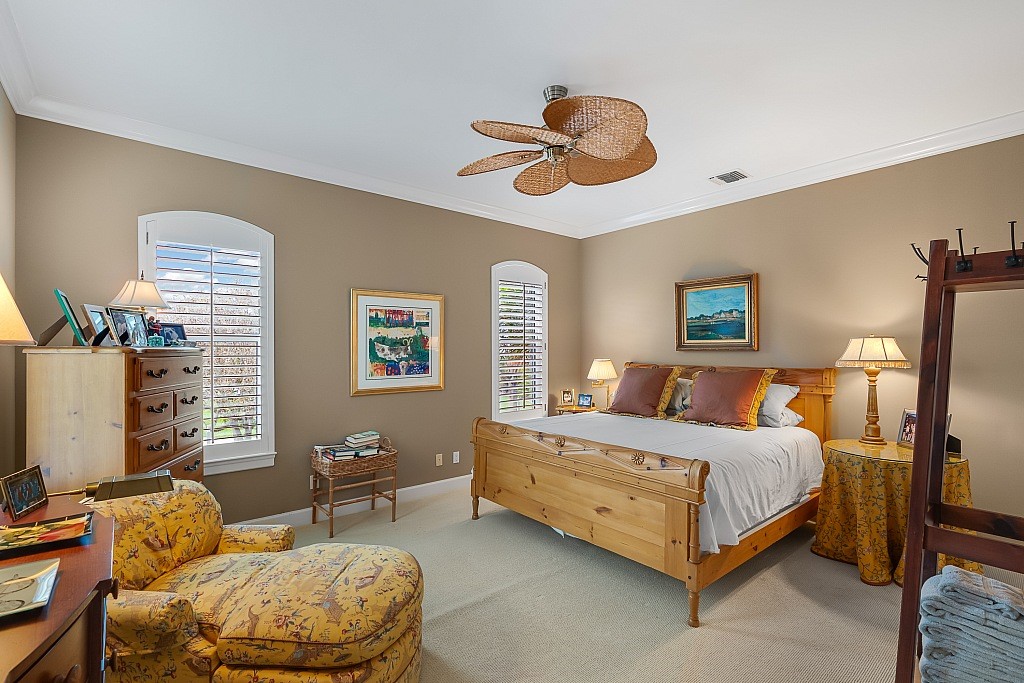 290 Bermuda Bay Lane