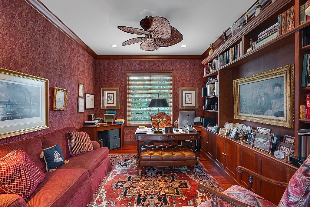 290 Bermuda Bay Lane