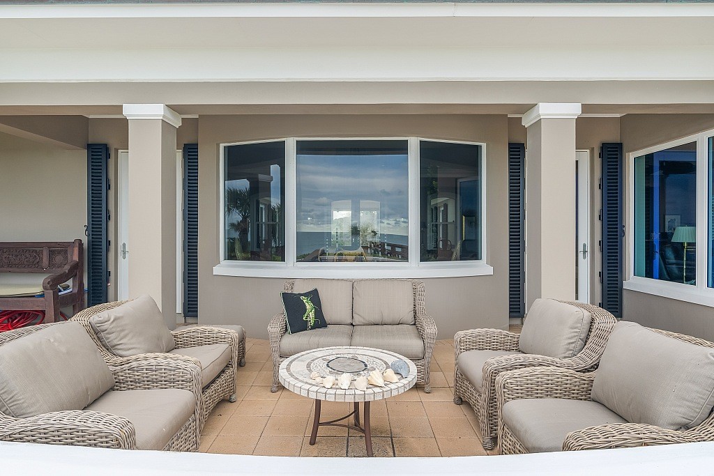 290 Bermuda Bay Lane