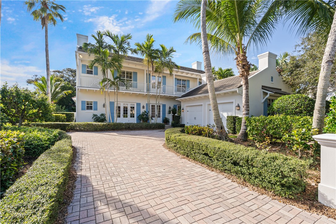 121 Palm Island Lane