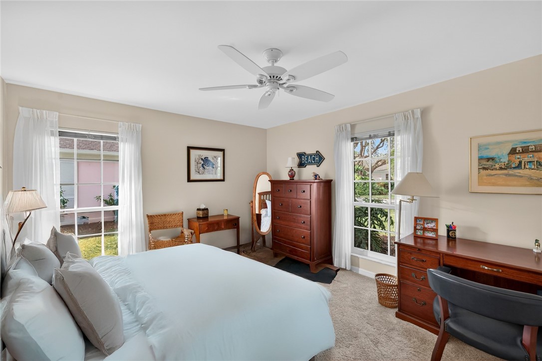 300 Harbour Drive 306A