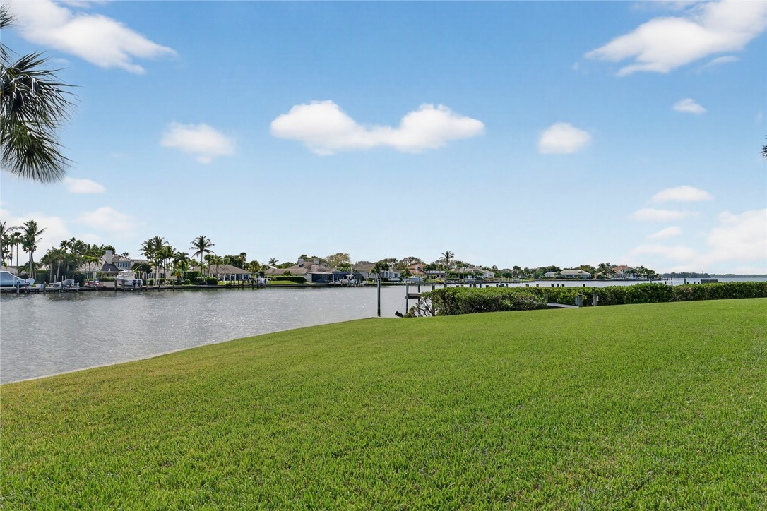 300 Harbour Drive 306A