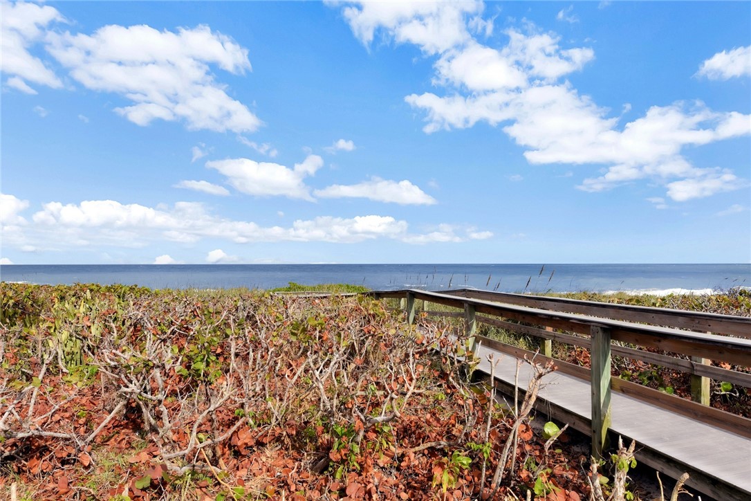 300 Harbour Drive 306A
