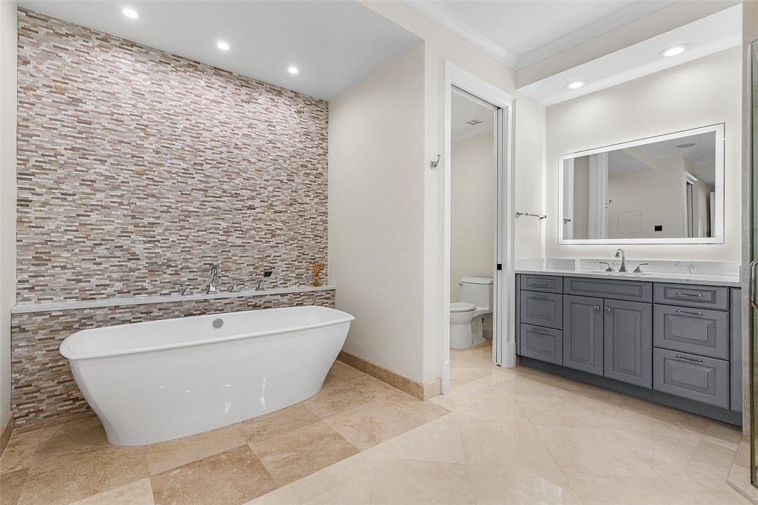 30 Beachside Drive 302